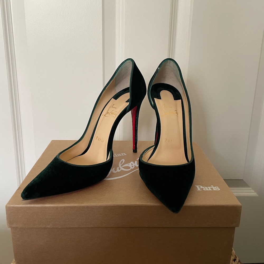 NEW IN BOX Christian Louboutin Iriza Emerald Velvet Heels